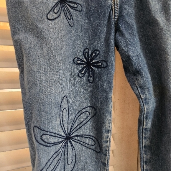 Blue Boot Cut Embroidered Jeans - Picture 4 of 6